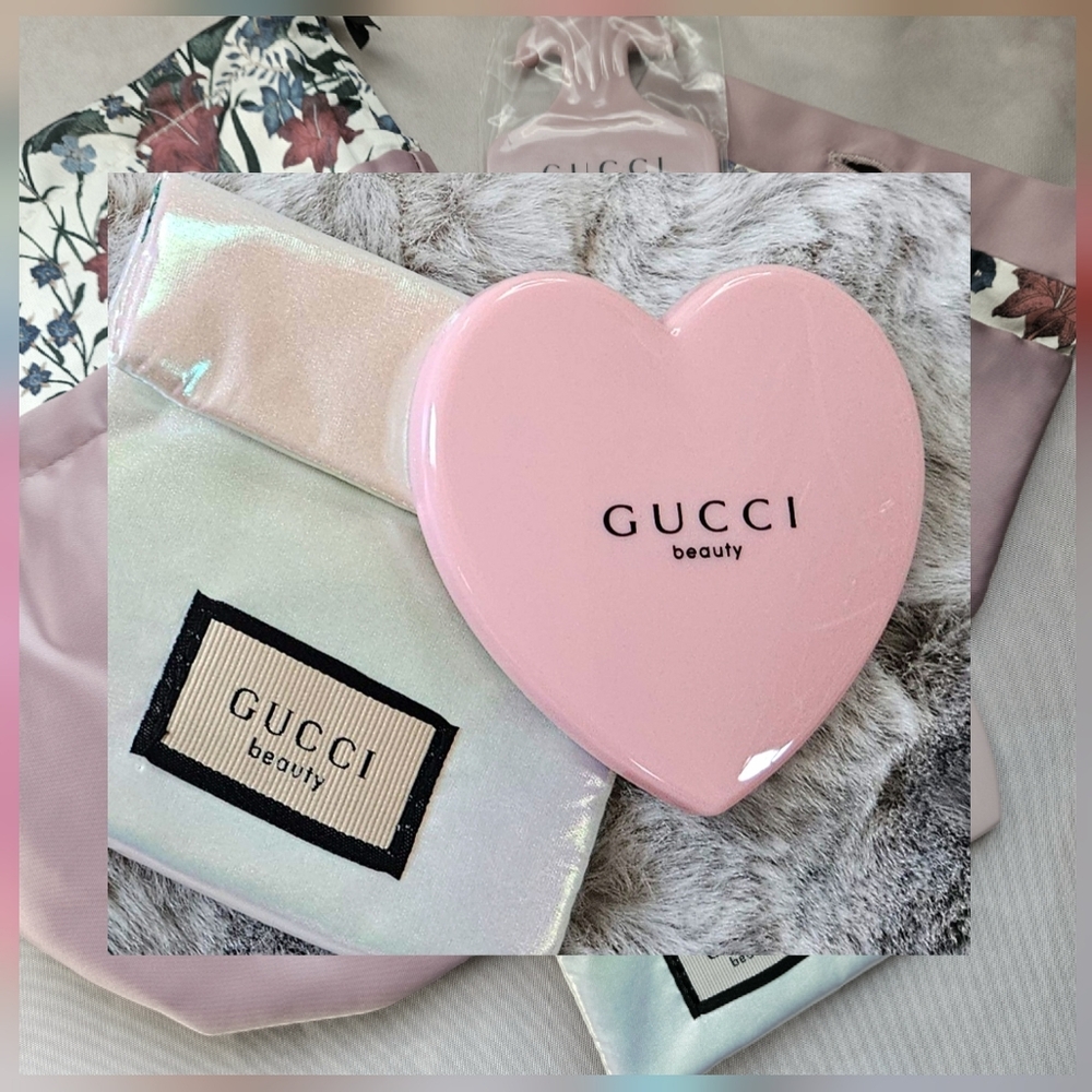 Gucci Beauty Soft Pink Heart Mirror With Satin Pouch
